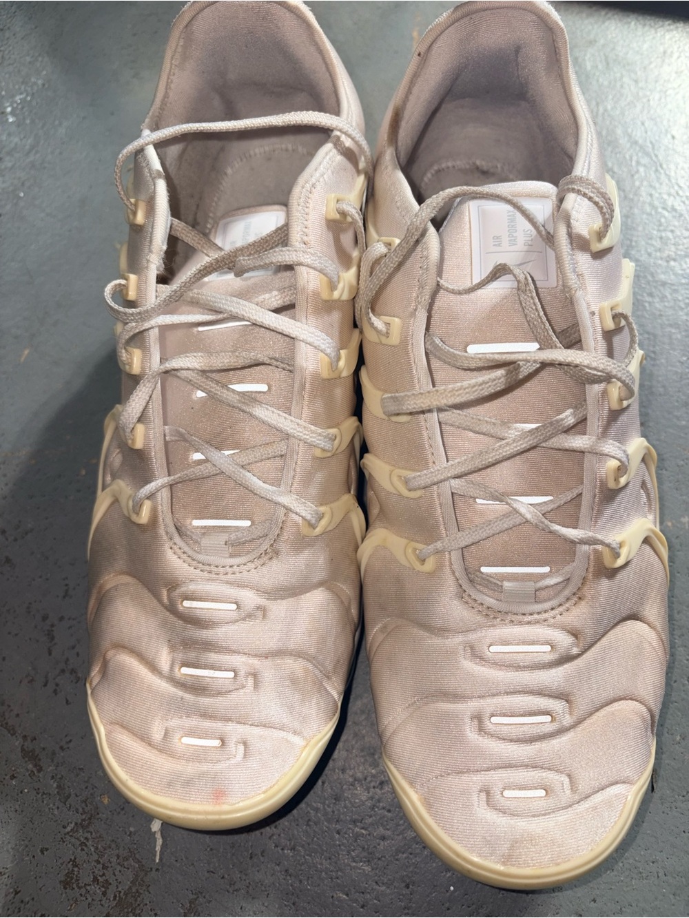 Nike Women's Beige Lace-Up Athletic Sneakers